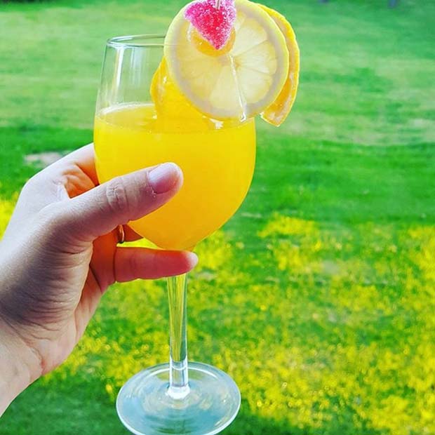 Mimosa for Girly and Delicious Summer Cocktails