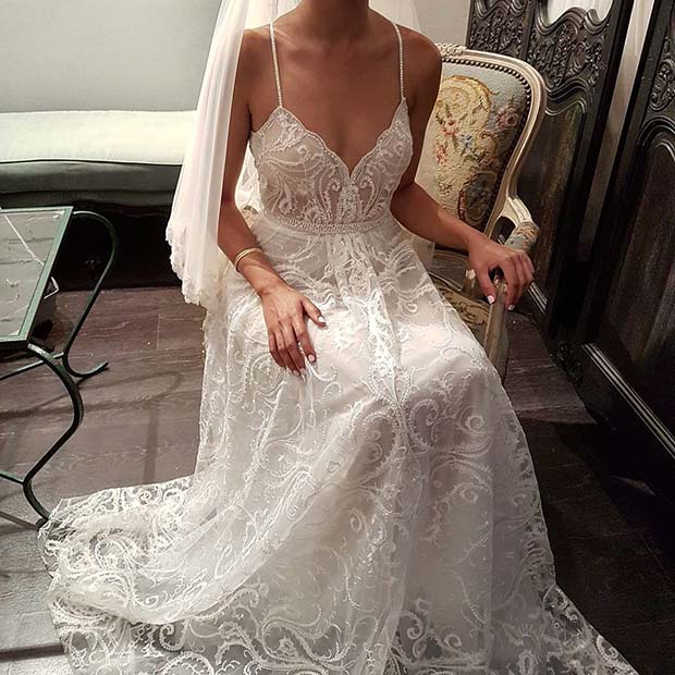 Delicate and Detailed Sleeveless Dress for Summer Wedding Dresses for Brides