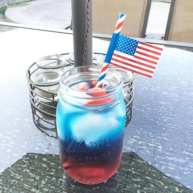 Red and Blue Mason Jar Cocktail for 4th of July Party Ideas 