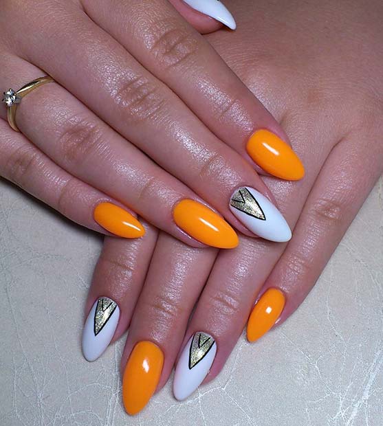 Trendy Triangular Design for Summer Nails Idea