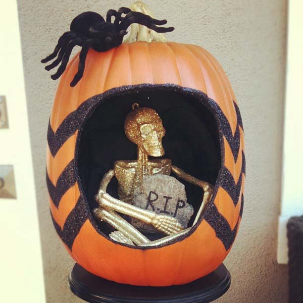 Skeleton Pumpkin for Fun DIY Halloween Party Decor