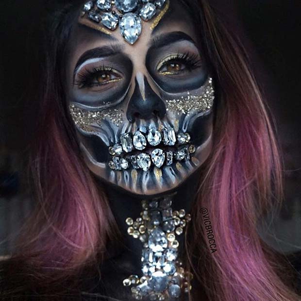 Creepy Crystal Skull for Creepy Halloween Makeup Ideas 