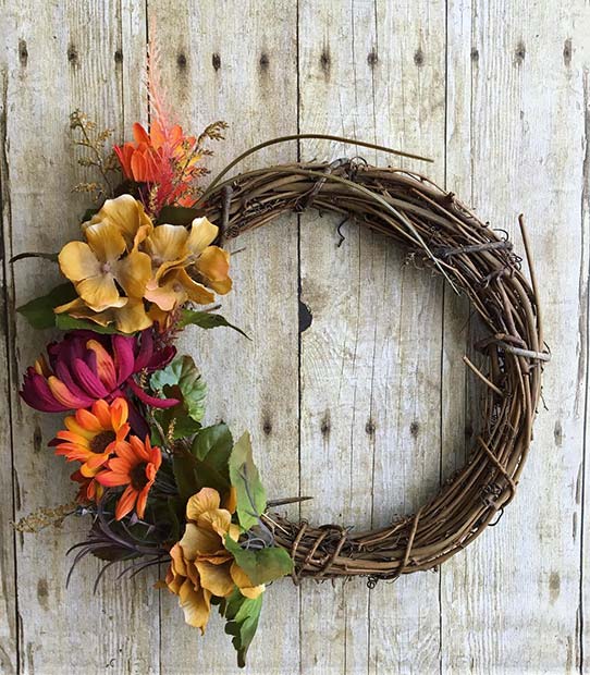 Fall Wreath for Simple and Creative Thanksgiving Decorations
