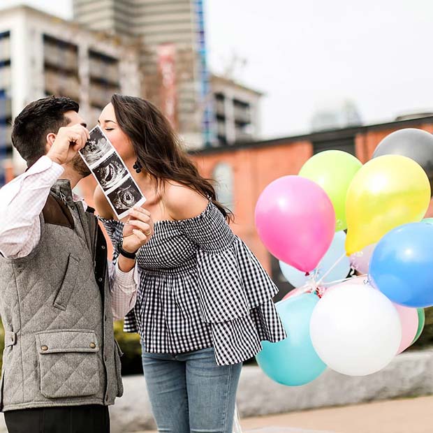 Couple's Photo Shoot with Pastel Balloons