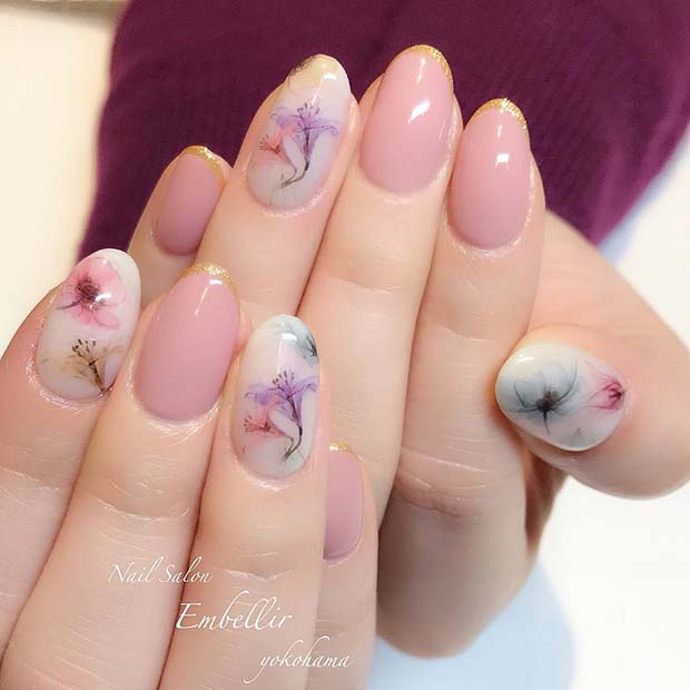 Elegant Floral Spring Nails