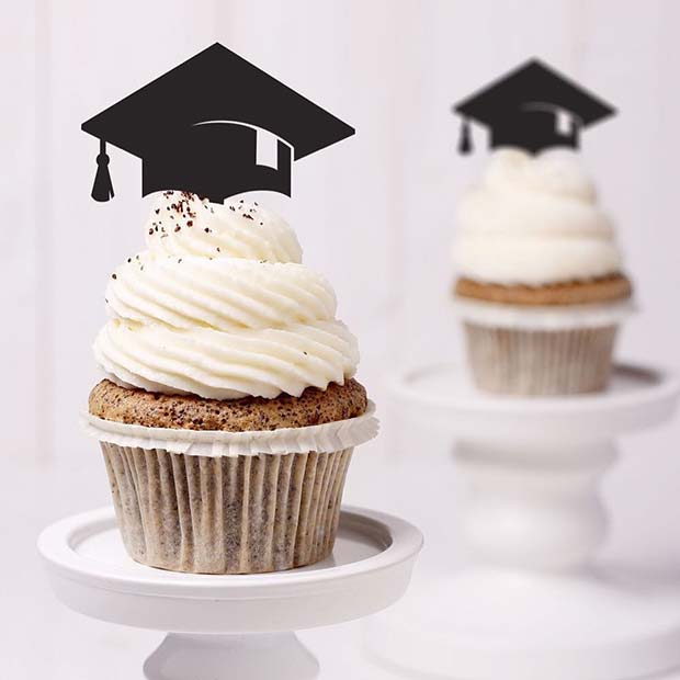 Cute Graduation Party Cupcakes