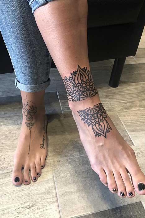 Pretty Mandala Foot Tattoo Idea