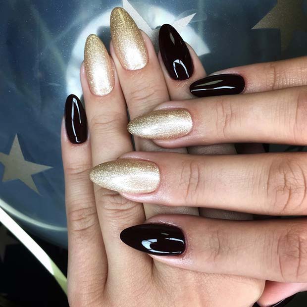 Simple Black and Gold Nails
