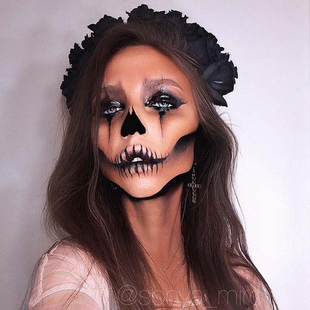 Scary Skull Halloween Makeup