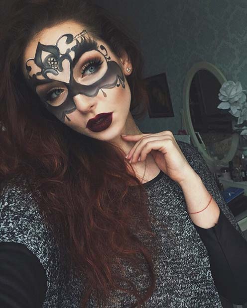Masquerade Makeup Idea for Halloween