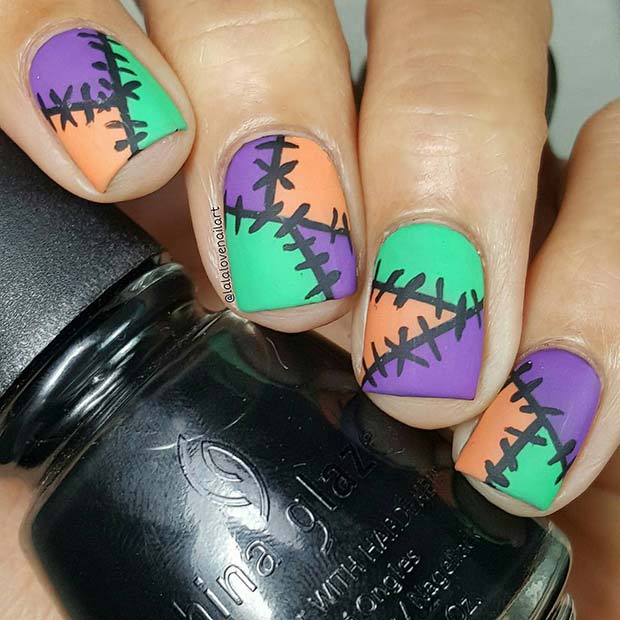 Patch Halloween Nails
