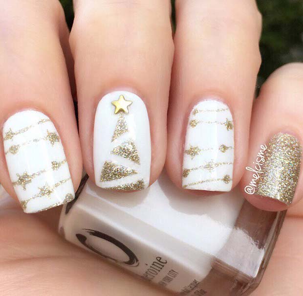 Glam Gold Christmas Nails