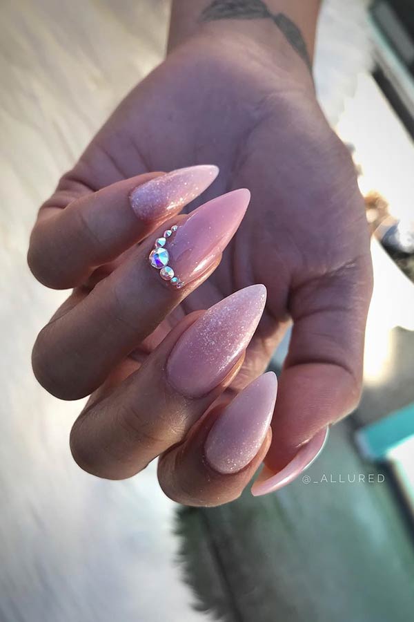 Elegant Sparkly Nails