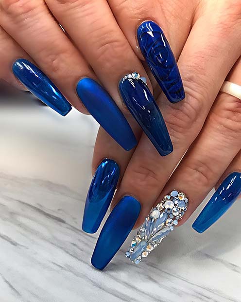 Beautiful Blue Nails