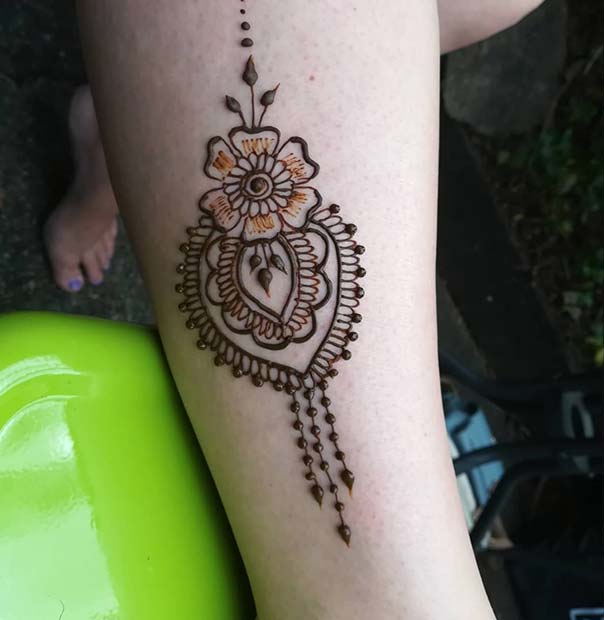 Beautiful Flower Henna Design