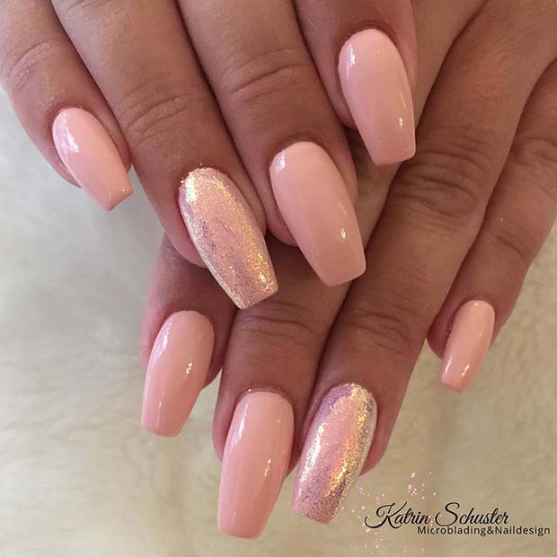 Chic Light Nude Nails