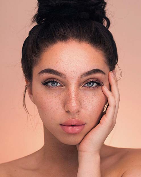 Natural Makeup with Freckles