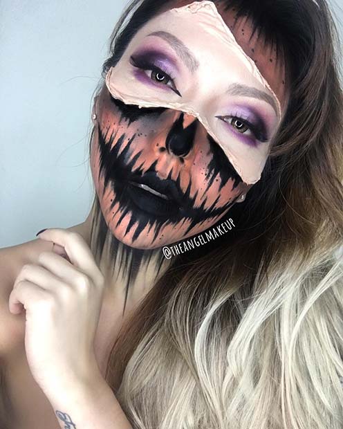 Scary Pumpkin and Eye Mask Illusion