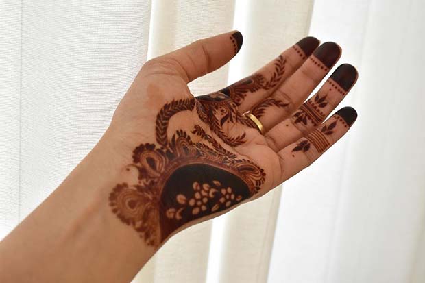 Beautiful Hand Henna