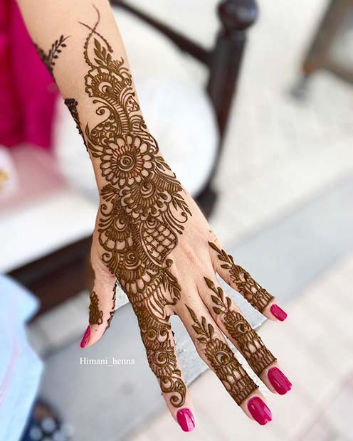 Hand and Wrist Henna Design
