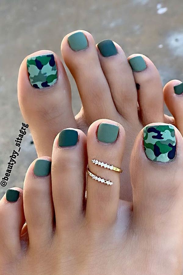Cute Camo Toe Nail Design