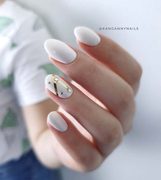 White Nails with a Glam Accent Nail