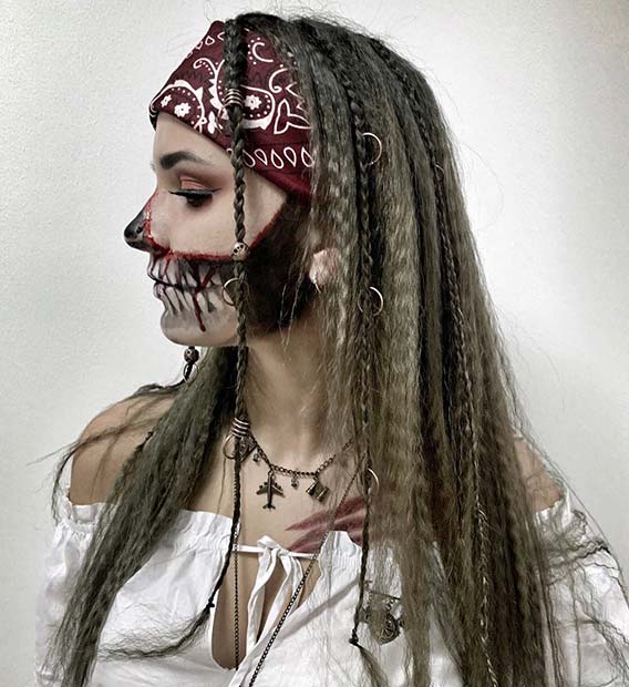 Pirate Hairstyle and Makeup Idea